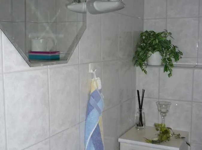 Oehlert - Separater Eingang Und Moeblierte Terrasse Lägenhet *